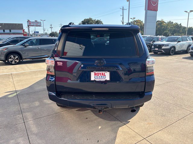Used 2021 Toyota 4Runner SR5 Premium w/ Moonroof Package RWD image 6