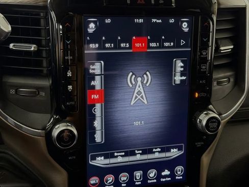 Used 2019 RAM 2500 Laramie AWD/4WD image 14