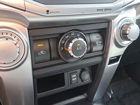 Used 2019 Toyota 4Runner SR5 Premium image 23