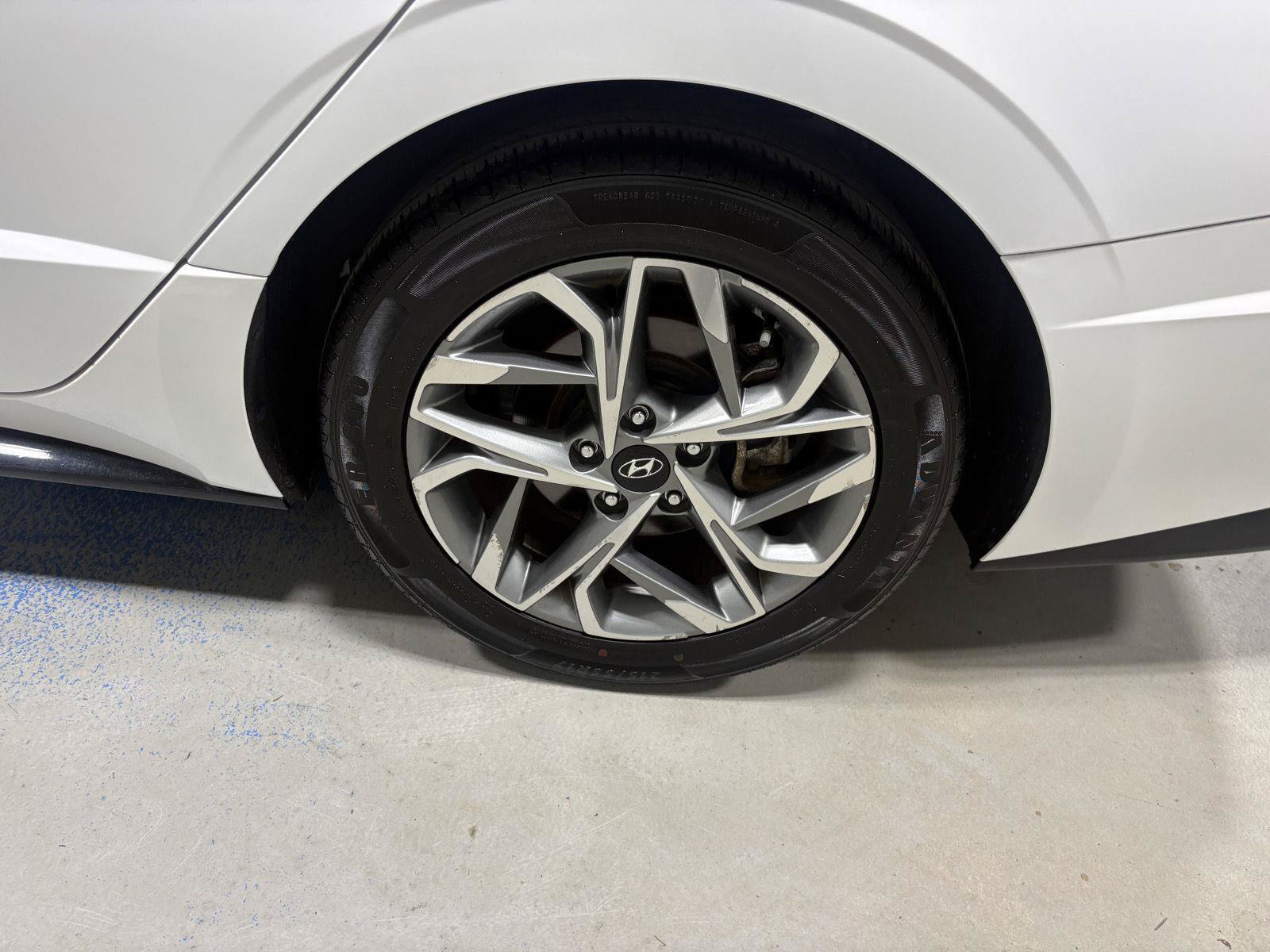 Used 2020 Hyundai Sonata SEL w/ Premium Package FWD image 30