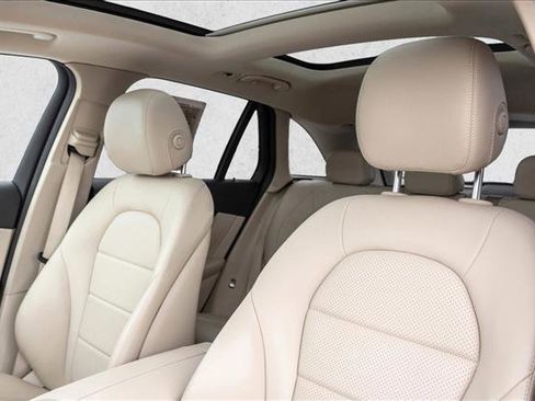 Certified 2018 Mercedes-Benz GLC 300 4MATIC image 12