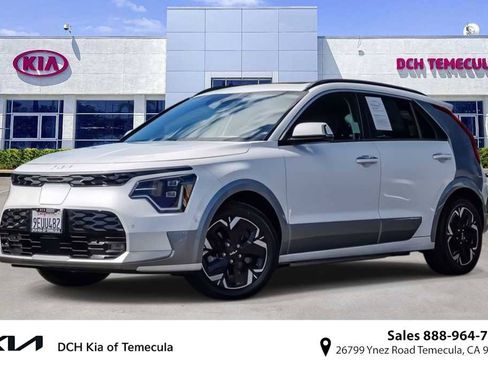 Certified 2023 Kia Niro Wave FWD image 1