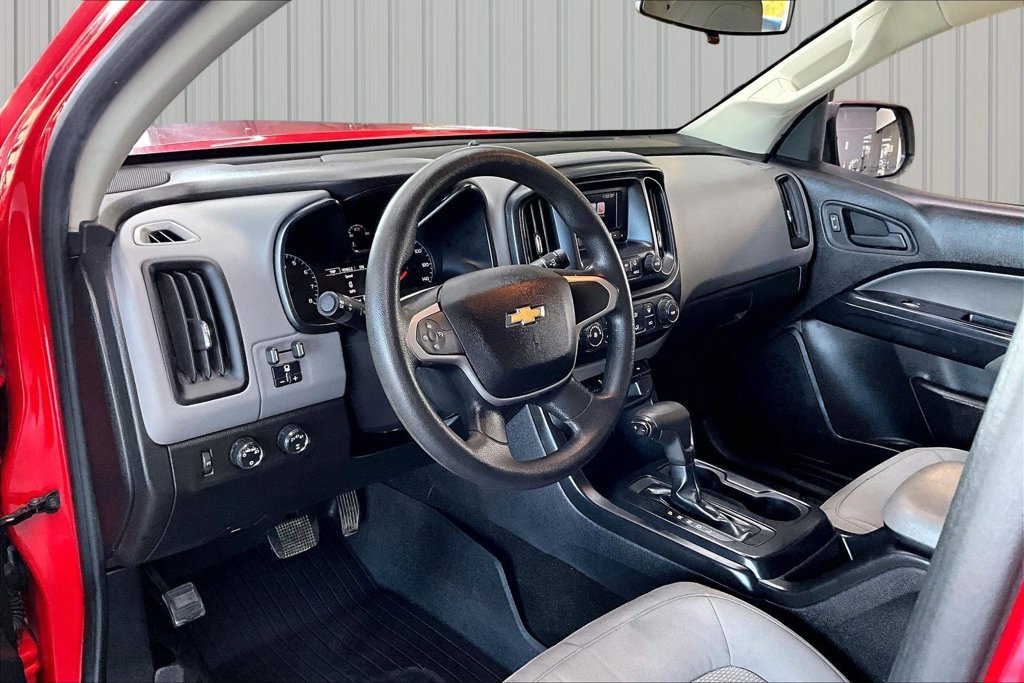 Used 2017 Chevrolet Colorado W/T w/ WT Convenience Package AWD/4WD image 16