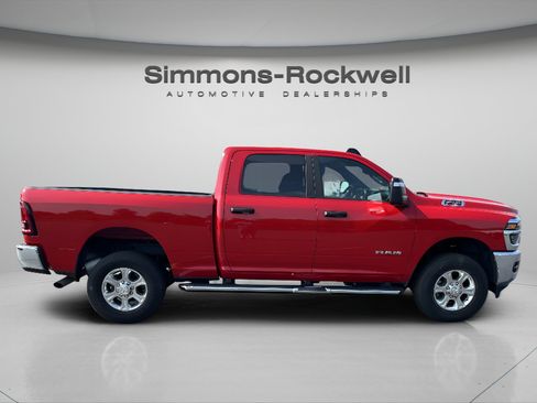 Used 2026 RAM 2500 Big Horn AWD/4WD image 6