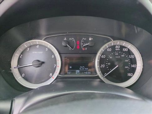 Used 2015 Nissan Sentra SV FWD image 11