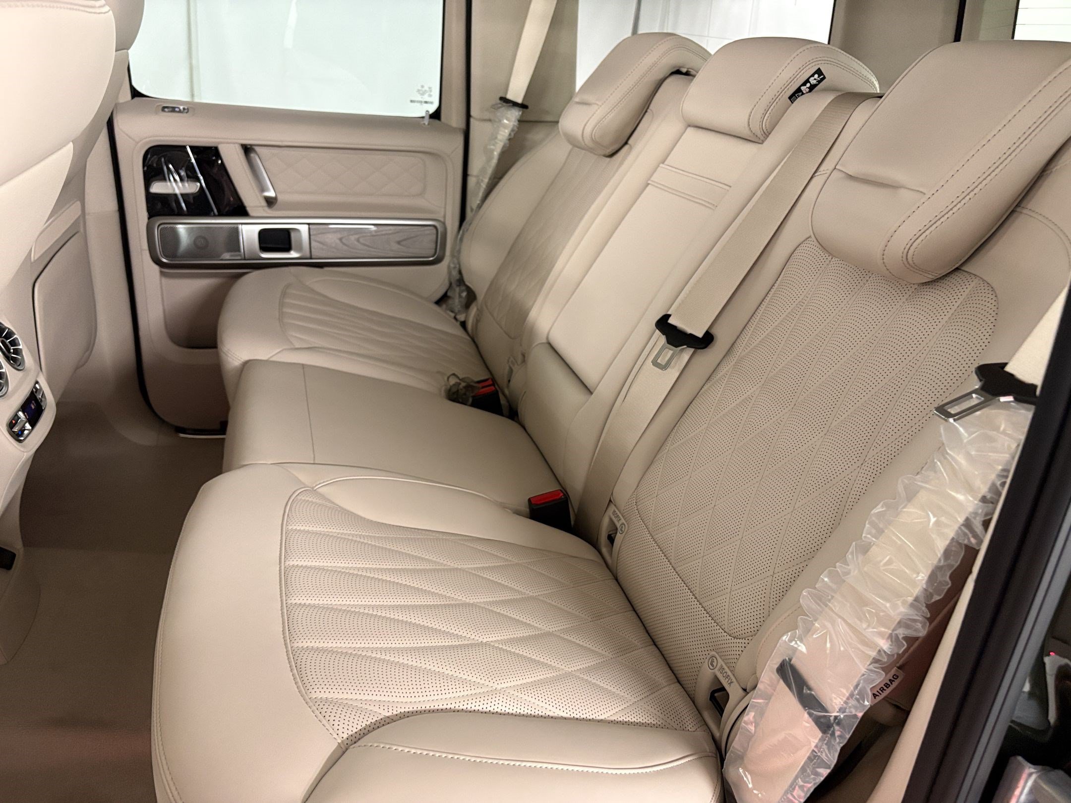 New 2027 Mercedes-Benz G 580 e image 23