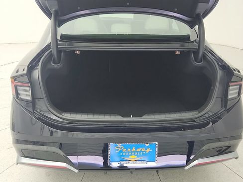 Used 2025 Hyundai Sonata SEL FWD image 32