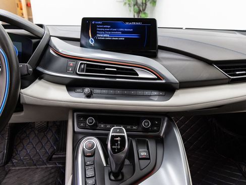 Used 2016 BMW i8 AWD/4WD image 16