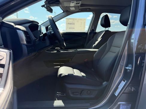 New 2026 Nissan Rogue SV FWD image 11