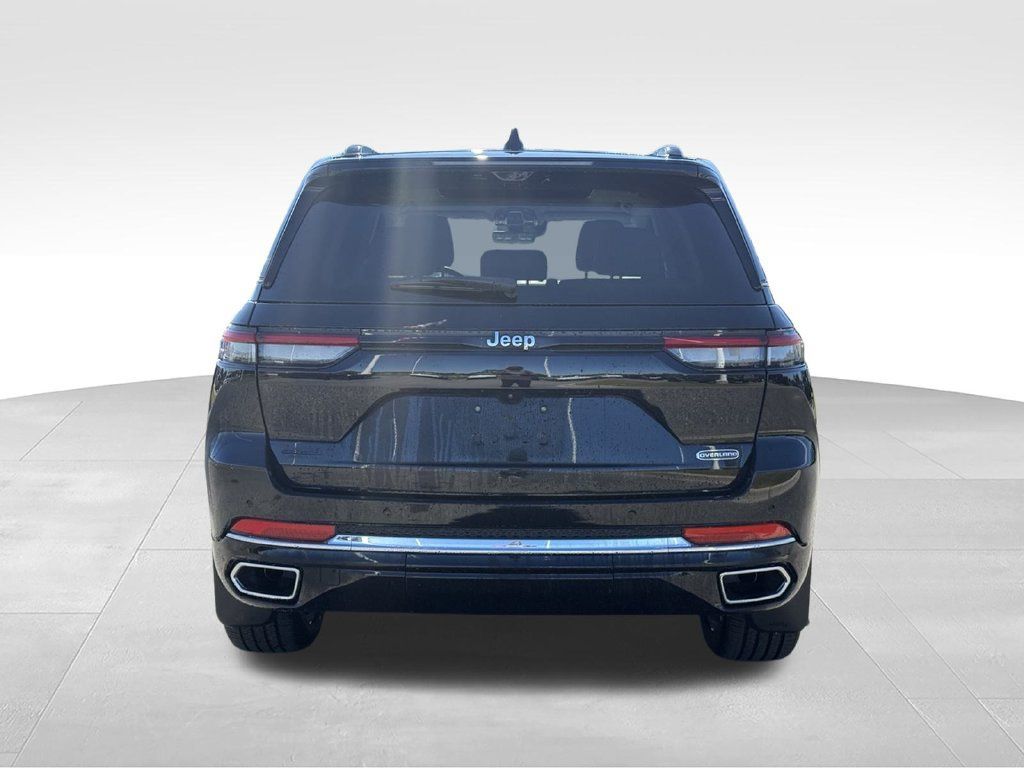 Used 2022 Jeep Grand Cherokee Overland w/ Luxury Tech Group IV RWD image 26