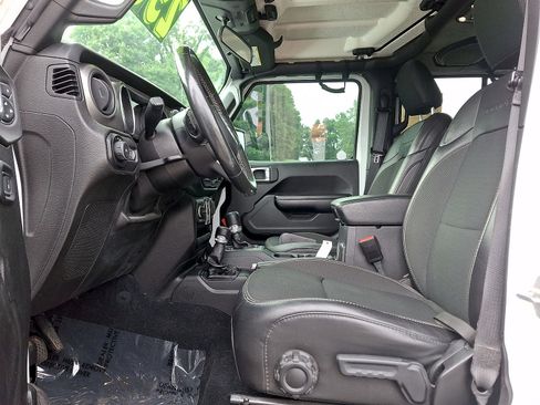 Used 2021 Jeep Wrangler Unlimited Sport AWD/4WD image 11