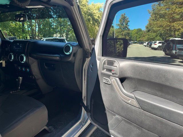 Used 2016 Jeep Wrangler Unlimited Sport AWD/4WD image 10