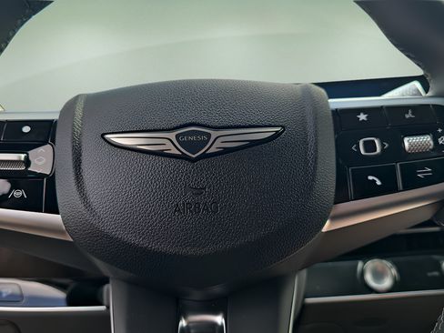 Used 2026 Genesis GV70 2.5T Select AWD/4WD image 18