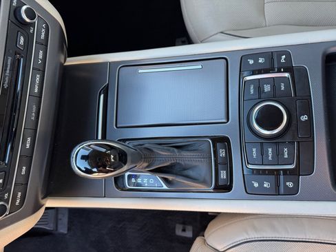 Used 2016 Hyundai Genesis 3.8 w/ Option Group 02 image 15