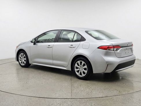 Used 2025 Toyota Corolla LE FWD image 6