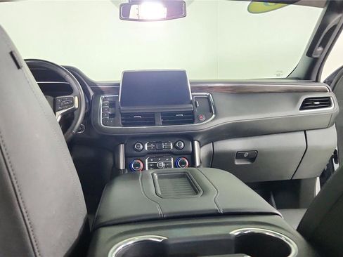 Used 2023 Chevrolet Tahoe Z71 w/ Luxury Package AWD/4WD image 16