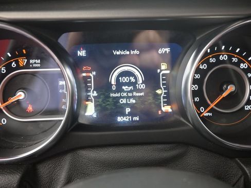 Used 2021 Jeep Gladiator Sport AWD/4WD image 32