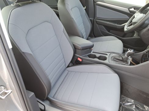 New 2026 Volkswagen Jetta SE image 10