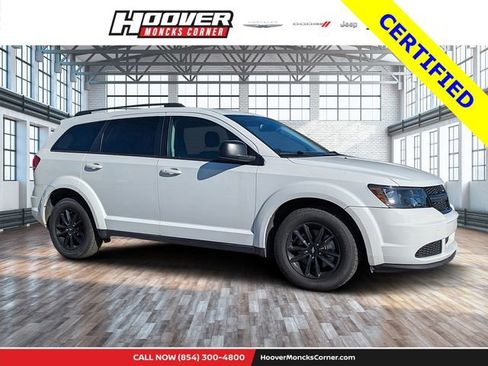 Used 2020 Dodge Journey SE w/ SE Popular Equipment Group image 1