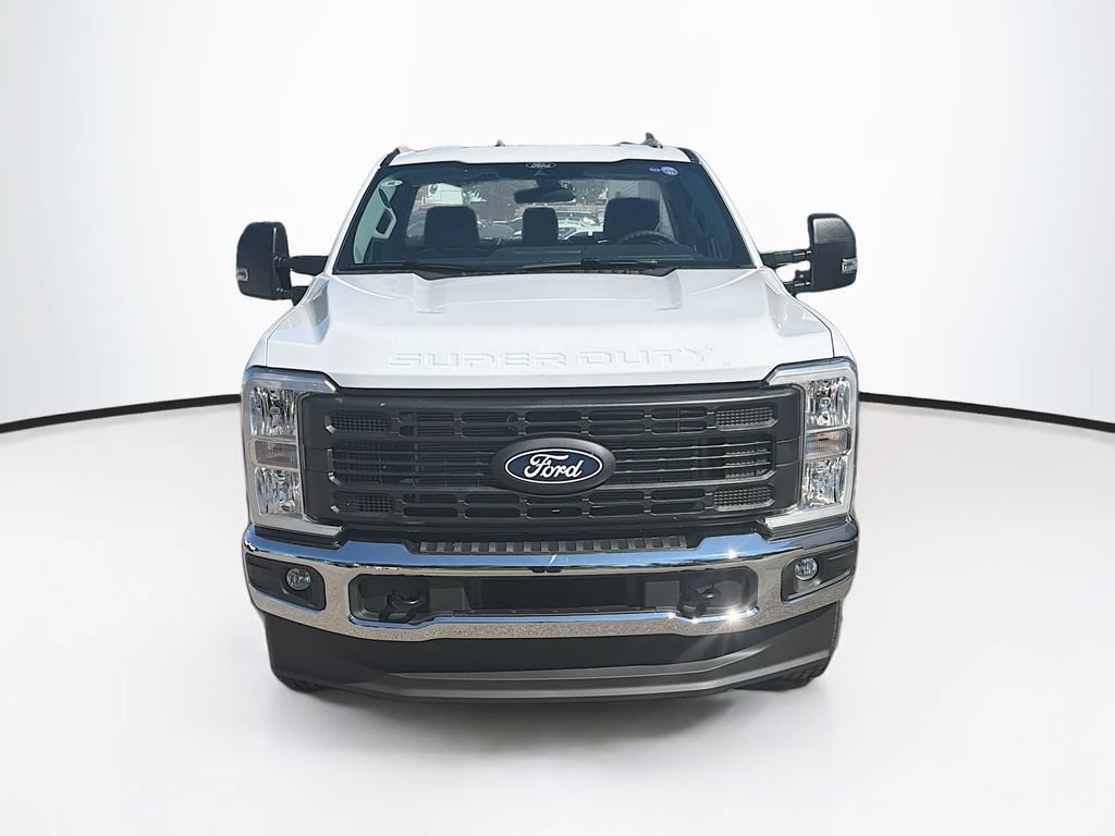 New 2027 Ford F350 XL w/ XL Chrome Package AWD/4WD image 2