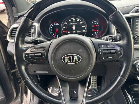 Used 2017 Kia Sorento SX image 20
