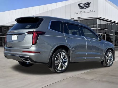 Certified 2024 Cadillac XT6 Premium Luxury image 7