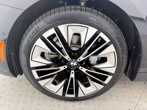 New 2026 BMW 530i w/ Premium Package image 11