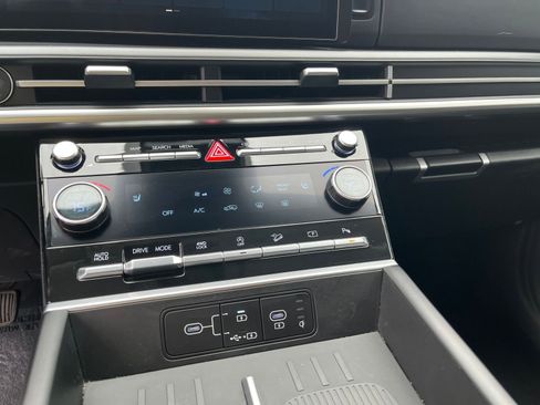 Used 2025 Hyundai Santa Fe SEL image 24