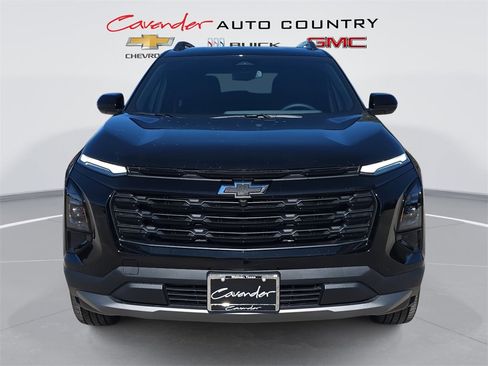 New 2026 Chevrolet Equinox LT w/ Convenience Package II image 2