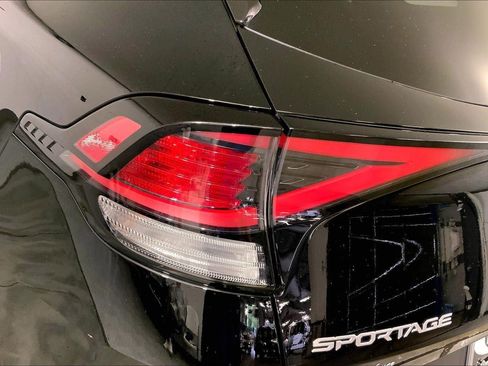 Certified 2023 Kia Sportage X-Line w/ X-Line Premium Package AWD/4WD image 27