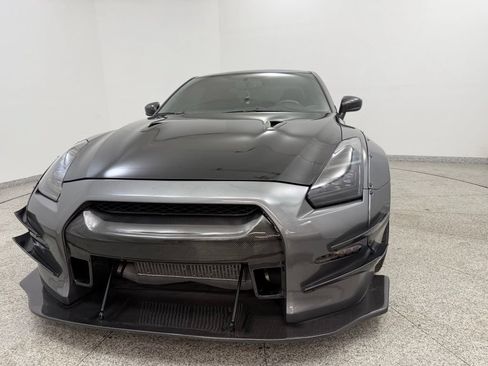 Used 2015 Nissan GT-R Black Edition AWD/4WD image 17