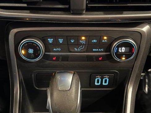 Certified 2021 Ford EcoSport SE w/ SE Convenience Package FWD image 29