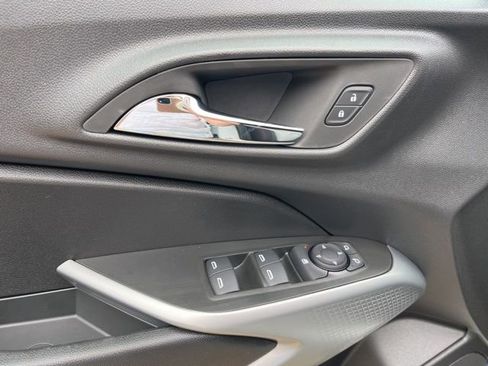 New 2026 Chevrolet Trax RS FWD image 13
