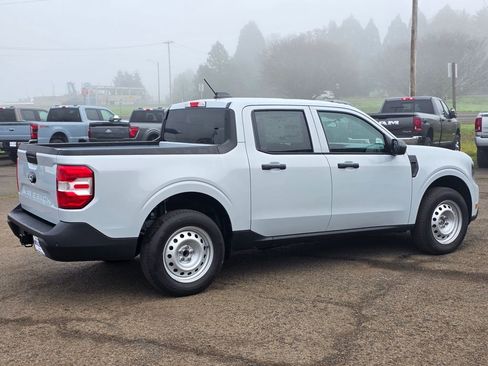 New 2026 Ford Maverick XL image 25