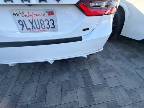 Used 2024 Toyota Camry SE image 5