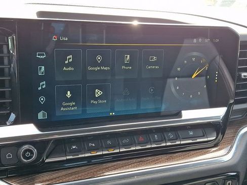 Used 2024 Chevrolet Silverado 1500 LT Trail Boss w/ Convenience Package II image 16