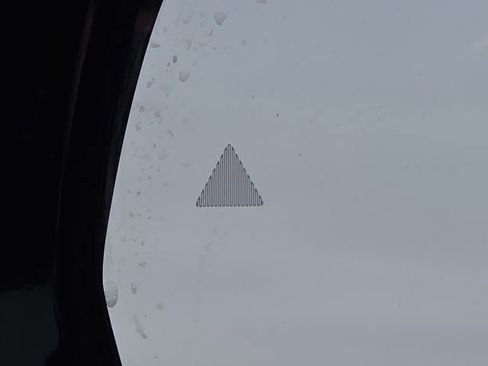 Used 2023 Jeep Grand Cherokee L Limited image 11