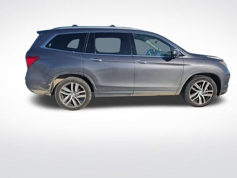 Used 2016 Honda Pilot Touring image 39