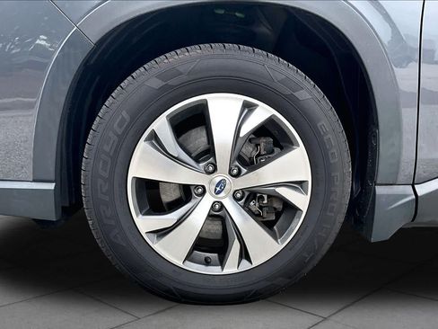Used 2023 Subaru Ascent Premium w/ Convenience Package AWD/4WD image 11