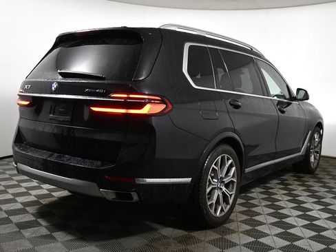 Used 2024 BMW X7 xDrive40i w/ Premium Package image 6