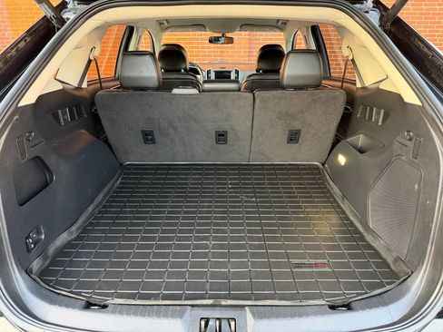 Used 2016 Ford Edge Titanium image 16