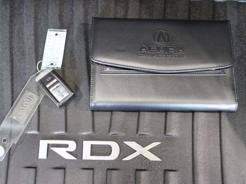 Used 2019 Acura RDX AWD w/ Advance Package image 30