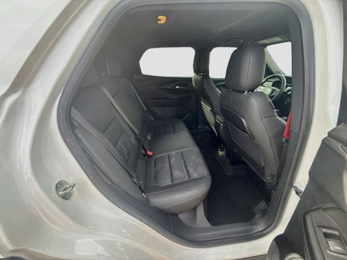 Used 2022 Chevrolet TrailBlazer RS FWD image 28