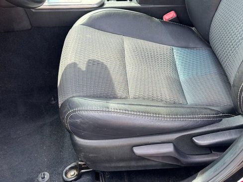 Used 2012 Toyota Camry SE FWD image 22