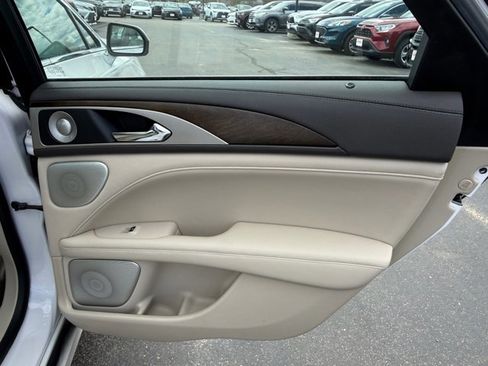 Used 2019 Lincoln MKZ Reserve w/ Luxury Package AWD/4WD image 28
