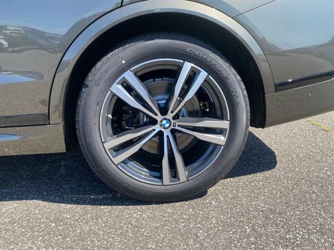 New 2027 BMW X7 xDrive40i w/ M Sport Package AWD/4WD image 5