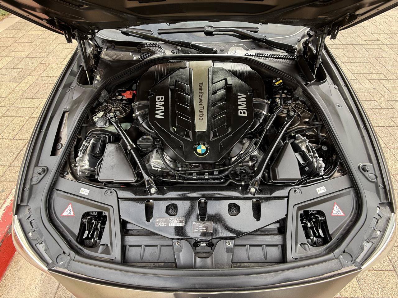 Used 2015 BMW 550i Sedan RWD image 37