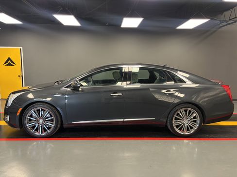 Used 2013 Cadillac XTS Luxury w/ Driver Awareness Package FWD image 2