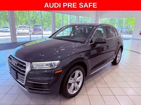Used 2019 Audi Q5 2.0T Premium w/ Convenience Package AWD/4WD image 3