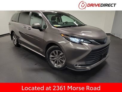 Used 2021 Toyota Sienna XLE